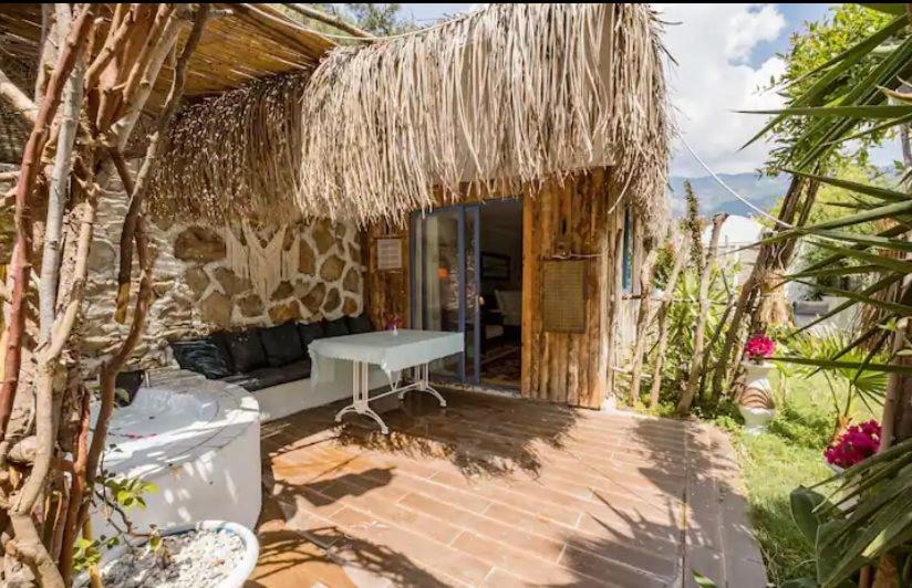 Begonvilla Bungalows Фетие Екстериор снимка